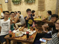 和顺烧烤加盟,学烧烤技术,开烧烤店多少钱疯狂烤翅加盟